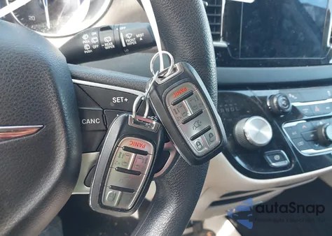 2017 Chrysler Pacifica Touring from USA, damaged, VIN 2C4RC1DG3HR653905